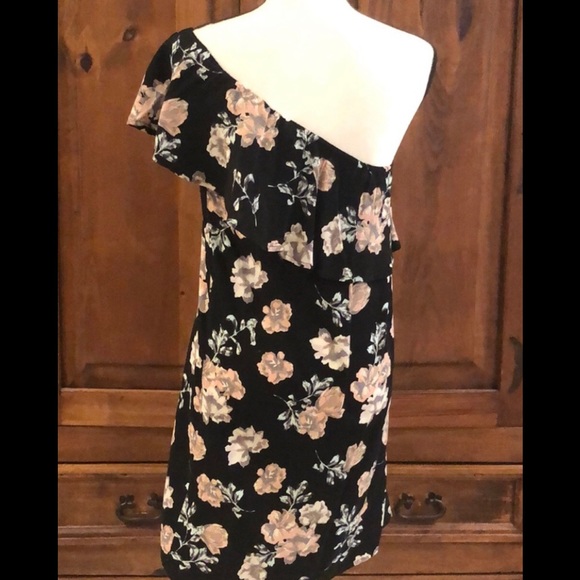 NEW Love Fire One Shoulder Floral Dress - Picture 4 of 7